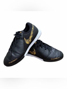 Nike Youth Phantom VSN Academy IC Size 6Y Black/Gold, Soccer Turf Shoes